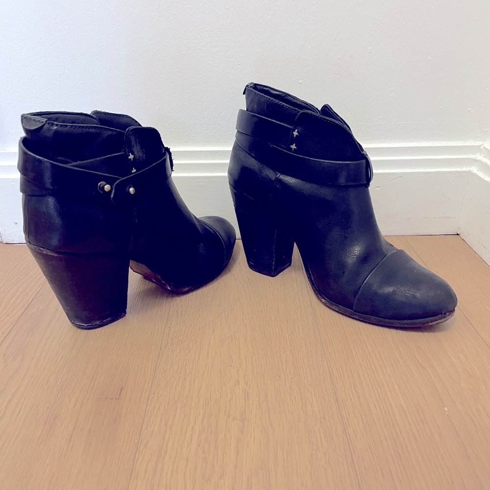 Rag & Bone Black Leather Newbury Booties Sz 8/38.5
